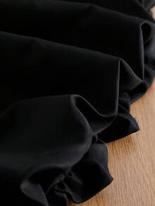 SHEIN 青少年女孩蝴蝶结印花圆领长袖运动衫和黑色迷你裙套装 - 黑與白 - 查看 6