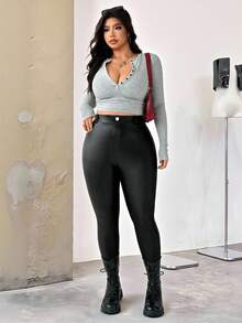 SHEIN EZwear Plus Size Women's Black PU Leather Leggings With Pocket,Autumn Kawaii Rave Party Halloween Gothic Witchy Night Out Solid Color Fall Winter Pants - Black - View 6