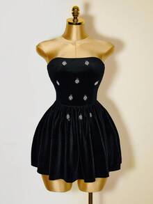 Zolique Strapless Metal Decorative Knitted A-List Dress - Black - View 3