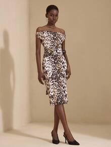 JIAN LASALA Vestido ajustado con hombros descubiertos, cintura fruncida y lazo, con estampado de leopardo en todo el vestido. Vestido de leopardo, vestido midi con estampado animal, colección de ropa de lujo y elegante con gráficos - Multicolor - Ver 3