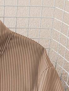 Chiquease 女士休闲条纹印花落肩宽松混合口袋短款长袖衬衫 - 咖啡棕 - 查看 4