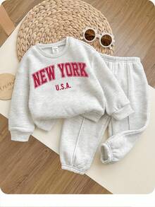SHEIN Babygirl 可爱灰色字母印花长袖卫衣和裤子套装，秋冬 - 淺灰色 - 查看 1