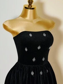 Zolique Strapless Metal Decorative Knitted A-List Dress - Black - View 4