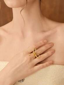 MOTF PREMIUM 18K镀金蝴蝶结戒指 - 金色 - 查看 3