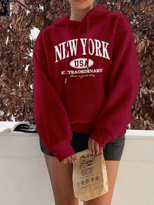 SHEIN EZwear Áo nỉ in chữ phong cách tối giản, dáng rộng, dày dặn dành cho nữ, màu đỏ tía, thích hợp cho mùa Thu/Đông. - Màu Đỏ Sâu - Xem 4