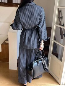 Livesso 女式休闲条纹衬衫和裙子两件套 - 藏蓝色 - 查看 2