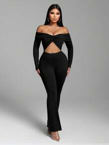 VaVaBold Fashionable Sexy Solid Color Off Shoulder Twist Hollow Jumpsuit - Black - View 5