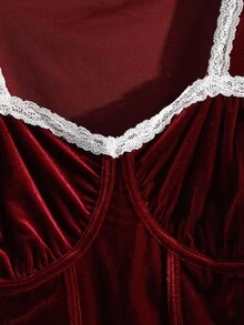 GlowEve Chemise à manches longues ajustée pour femmes avec empiècement en dentelle, col ras-du-cou et froncée à la poitrine. Élégante et pratique pour le quotidien en automne/hiver