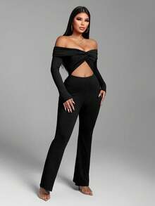 VaVaBold Fashionable Sexy Solid Color Off Shoulder Twist Hollow Jumpsuit - Black - View 4