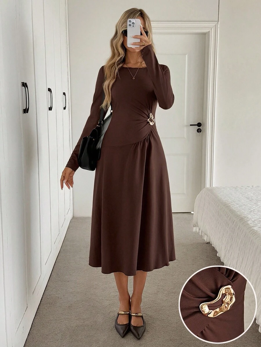 Easowa Vestido longo feminino, gola redonda, cintura marcada, assimétrico, franzido, com botões de metal, corte A, casual, relaxado, elegante, vintage, marrom café, outono/inverno