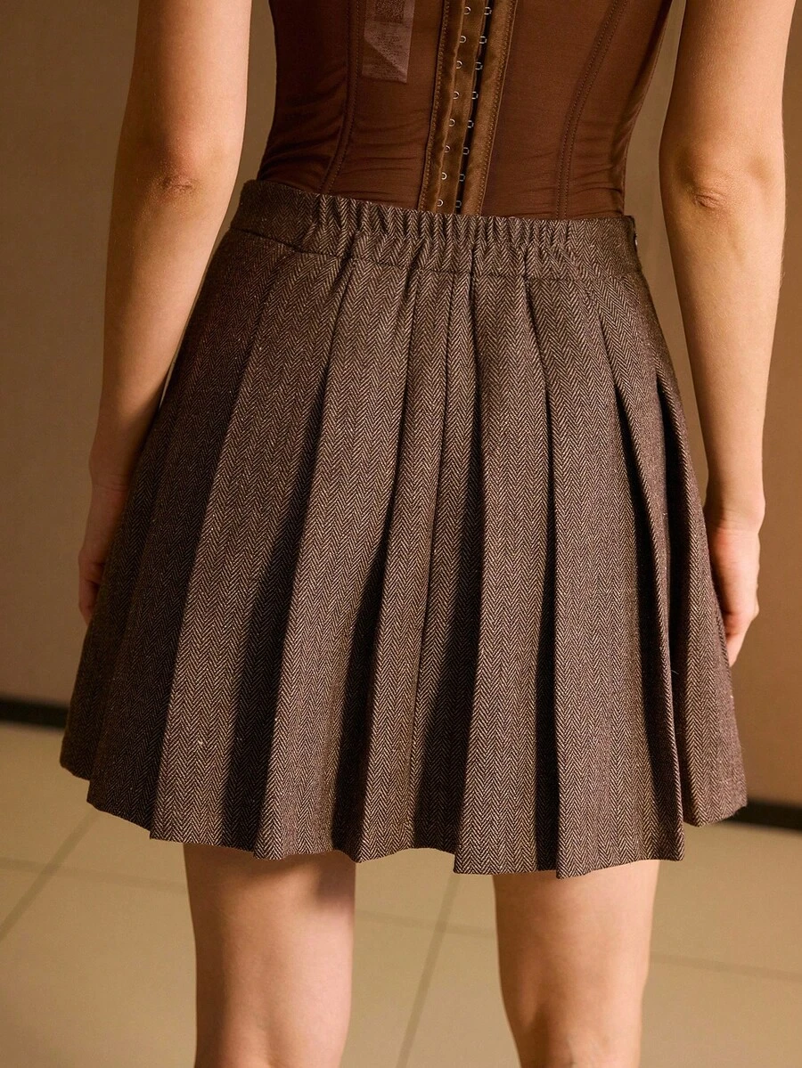 MOTF PREMIUM 人字纹百褶裙 - 棕色 - 查看 2