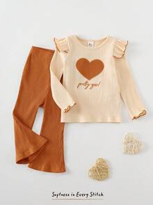 Cozy Pixies Bộ đồ 2 món cho bé gái gồm áo dài tay cổ tròn viền bèo nhún họa tiết trái tim và quần ống loe cạp chun, quần áo mùa thu cho bé gái, bộ đồ mùa đông hai mảnh cho bé gái. - Nhiều màu - Xem 7