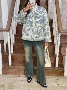 LanaWest 女式杏色底蓝色花卉印花缝线三合一圆领前开金属拉链设计口袋蝙蝠袖休闲乡村度假风格宽松冬季夹克 - 藍色 - 查看 4