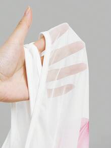 SHEIN Girlism Tween 女童优雅修身网眼花卉 T 恤，适合派对、休闲和户外穿着 - 白色 - 查看 5