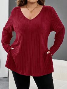 SHEIN CURVE+ 加大码 V 领罗纹下摆开衩蓝色 T 恤，秋冬女装，冬季，CURVE PLUS/秋冬 - 酒紅色 - 查看 12