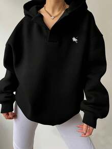 SHEIN 少女图案休闲卫衣，长袖上衣，适合毕业、返校、教师节、秋季黑色卫衣（Y2K风格）、春/秋季/圣诞节、节日/家庭日/新年等场合。 - 黑色 - 查看 4