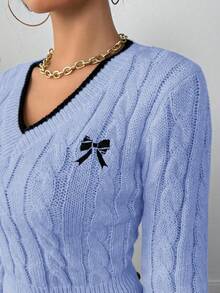 SHEIN Clasi 秋冬时尚蝴蝶刺绣V领粗针织女套头衫 - 藍色 - 查看 4