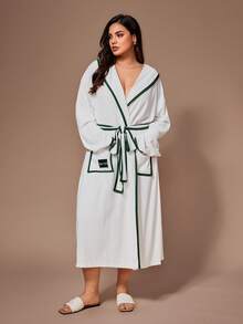 Lazeform Bata de mujer de talla grande, informal y de invierno, con mangas largas, ribete de contraste, bordado de letras y cinturón