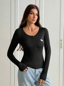 SHEIN Tall Conjunto de dos piezas para mujer, top básico ajustado de manga larga con botones delanteros, blanco y negro, otoño, casual, escuela, vuelta al colegio, ropa de invierno, ropa para Acción de Gracias, para mujeres altas - Blanco y Negro - Ver 3