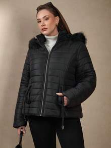 SHEIN Clasi 大码女式棉质羽绒服，优雅短款黑色羽绒服，带口袋和连帽毛领，适合秋冬季穿着。 - 黑色 - 查看 15