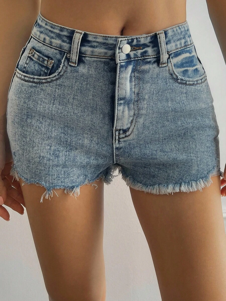 DAZY 女士夏季毛边超短牛仔短裤，性感休闲牛仔短裤 - 淺色水洗藍 - 查看 1