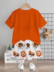 SHEIN PUPPIES，儿童精选系列，日常基本款，快乐的孩子，适合孩子的柔和色彩，Bikercore，家庭旅行，快乐的日子，我爱妈妈，我爱爸爸，可爱的家，酷酷的孩子，男婴2件套休闲圆领短袖T恤和短裤，适合夏季 - 彩色 - 查看 2