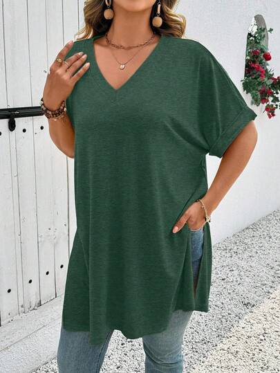 EMERY ROSE Plus Size Women's Casual Solid Color Minimalist V-Neck Short Sleeve T-Shirt
