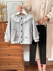 SHEIN Vintaside Kids 女童开衫配3D蝴蝶结针织毛衣外套+裤子套装，时尚可爱的春秋季针织装 - 彩色 - 查看 4