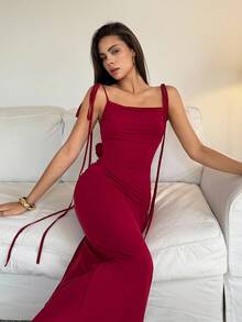 SHEIN Tall Váy đuôi cá hở lưng gợi cảm, cổ yếm, viền đuôi cá, thanh lịch cho ngày lễ tình nhân, tiệc cocktail, buổi hẹn hò lãng mạn, váy lưới đan, tiệc tùng, tụ họp trang trọng, váy phù dâu, đi chơi đêm, Halloween, Giáng sinh, váy dài, phù hợp cho mùa xuân/hè và mùa thu/đông - Màu Đỏ Sâu - Xem 2