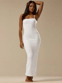 MUSERA ESSENTIALS 柔软如黄油般的吊带修身连衣裙，基础款夏季度假连衣裙，适合婚礼、伊比沙岛海滩度假、秋季夜晚外出、返校季休闲装、冬季晚宴夏季穿搭，优雅时尚。 - 白色 - 查看 1