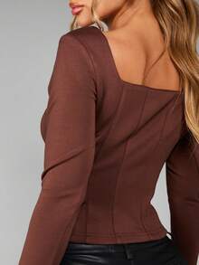 MISSGUIDED ملابس علوية قصير الأكمام بياقة مربعة على شكل سرّاويل، مزين بأزرار أمامية، مصنوع من قطع مضبوطة الحجم، طول محصور، مناسب للشكل، موضة خريف وشتاء للحفلات - قهوة بني - مشاهدة 6