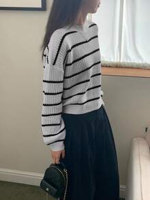 SHEIN TEENGIRL 灰色条纹基本款休闲圆领宽松灯笼袖毛衣，返校，学院风，家居服针织套头衫针织毛衣灰色毛衣可爱毛衣毛衣青少年条纹毛衣秋冬女装 - 灰色 - 查看 3