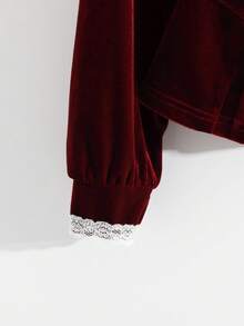 GlowEve Chemise à manches longues ajustée pour femmes avec empiècement en dentelle, col ras-du-cou et froncée à la poitrine. Élégante et pratique pour le quotidien en automne/hiver