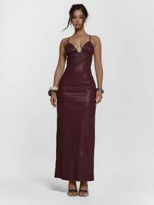 MUSERA V领深V褶皱胸部修身仿皮长款连衣裙，性感外出秋季夜游可爱街头风Feraux派对 - 酒紅色 - 查看 1