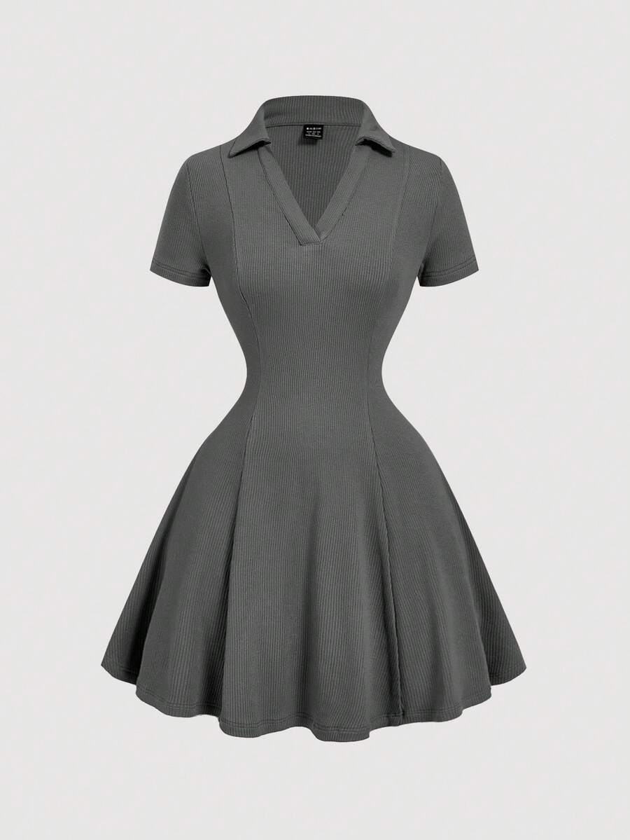 SHEIN MOD Váy ngắn dệt kim cổ bèo nhún màu xám đậm cổ điển - Phong cách học sinh, thập niên 70, thường ngày, thoải mái, đi làm, phong cách quý tộc, hoàn hảo cho trang phục đi học, trang phục giảng dạy và trang phục công sở - Màu xám đen - Xem 1