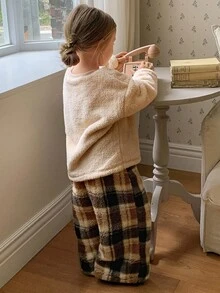 DAZY Conjunto de moletom com gola redonda e letras bordadas para meninas, 2 peças, para outono - Caqui - Ver 2