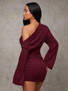 SHEIN BAE Women's Fashion Sexy Solid Color Asymmetric Neck Mini Dress,Dresses For Women Elegant