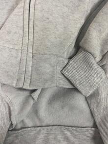 Resyla 大码女式休闲撞色条纹侧立领拉链保暖内衬卫衣，适合日常通勤和运动，秋冬季