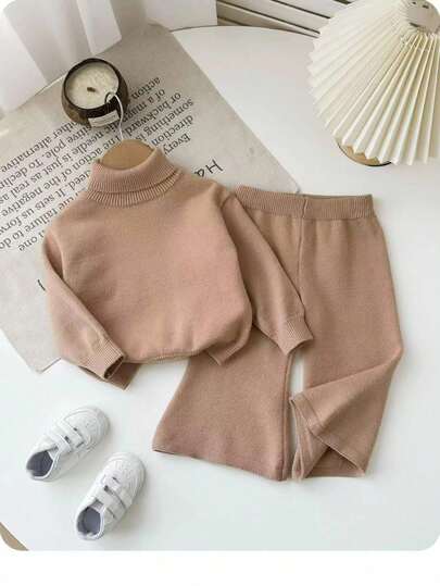 SHEIN 2 件装可爱女婴休闲简约抓绒高领毛衣和喇叭裤套装适合女婴衣服女婴服装套装生日派对、晚会、表演、婚礼、洗礼、开幕式适合日常使用适合居家适合旅行适合秋冬季节