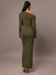 Silquee 女士简约日常约会、优雅派对、长袖、修身、性感纯色弹力针织连衣裙，斜肩领设计，浪漫约会、秋冬打底针织连衣裙、夜间外出连衣裙、万圣节和圣诞节长裙 - 軍綠色 - 查看 2