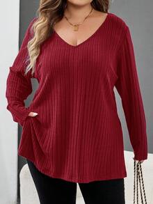 SHEIN CURVE+ 加大码 V 领罗纹下摆开衩蓝色 T 恤，秋冬女装，冬季，CURVE PLUS/秋冬 - 酒紅色 - 查看 4