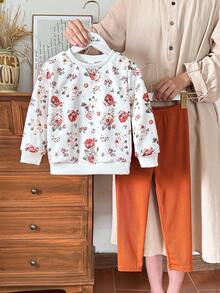 SHEIN Vintaside Kids Bộ đồ 2 món gồm áo nỉ dài tay in họa tiết hoa ombre và quần legging gân cho bé gái, thời trang và dễ thương, mùa xuân/thu - màu nâu - Xem 4
