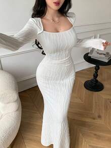 Celisse Damen Strukturiertes Strickkleid mit quadratischem Ausschnitt, Langarm, taillierter Taille und Meerjungfrau-Saum, elegant-Lässig, Herbst/Winter