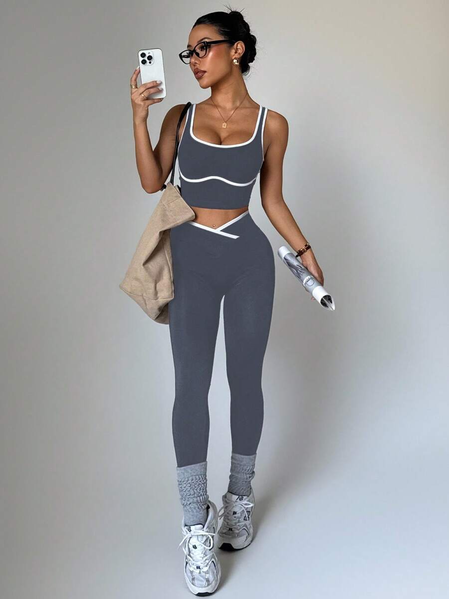 Dewbera Women's Seamless Contrast Color Yoga Activewear Set Two Piece Athletic Set Gym Two Piece Set Workout Legging Two Piece Set Grey Workout Set Gym Outfit - Grey - View 1