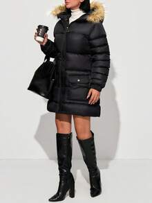 Cappotti invernali lunghi da donna con cappuccio e dettagli in piuma di colore unito