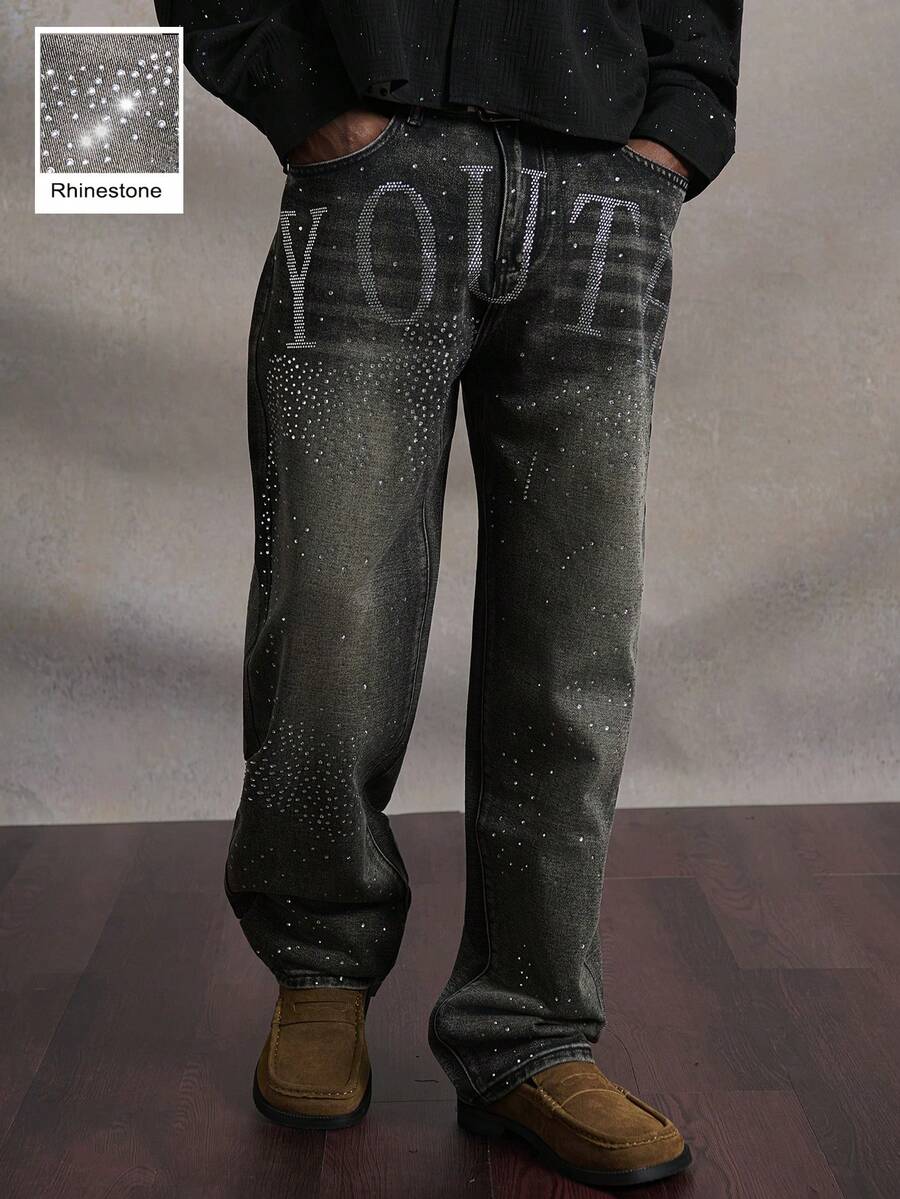PAVTROS Quần jean ống đứng dáng rộng có túi họa tiết chữ đính đá cho nam, phong cách Grunge - màu đen - Xem 1