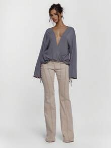 MUSERA Blusa de manga larga con cuello en V profundo, ajuste holgado, detalle de nudo delantero, sexy para salir de noche, invierno, linda ropa de calle, vacaciones, fiesta, primavera festiva - Gris Oscuro - Ver 3