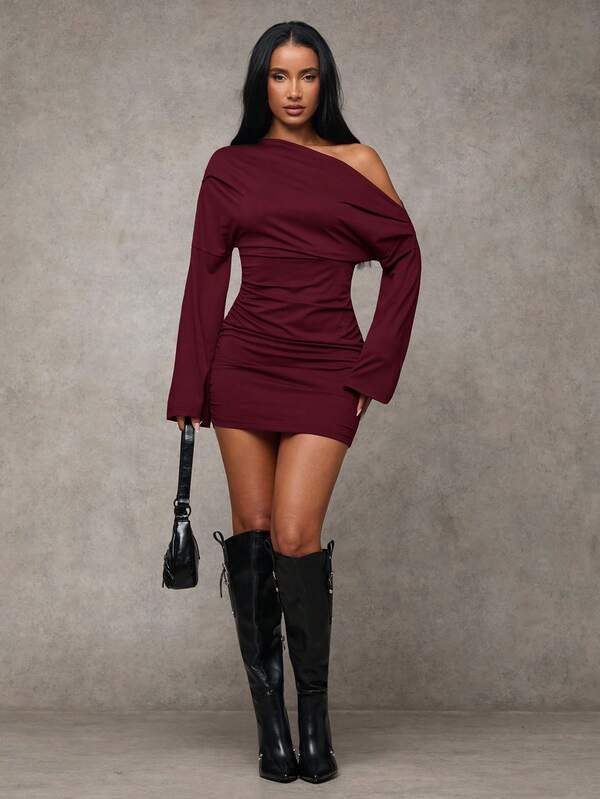 SHEIN BAE Women's Fashion Sexy Solid Color Asymmetric Neck Mini Dress,Dresses For Women Elegant