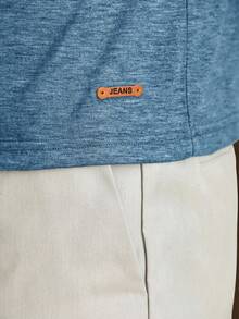 HIMLAND Men Summer Solid Color Round Neck Short Sleeve Casual T-Shirt - Blue - View 3