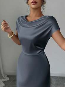 Rafferiza فستان نسائي أنيق بياقة عالية وأكمام قصيرة من الساتان مع ربطة عنق، مناسب للمناسبات والذهاب إلى العمل